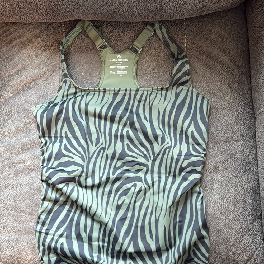 Ruby Ribbon 34 - image 1